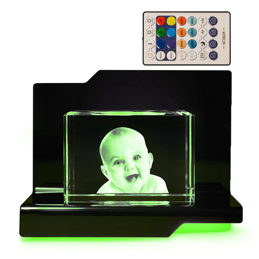 Socle lumineux LEDs Arpegio avec télécommande, conçu pour sublimer un bloc de verre gravé en 3D.